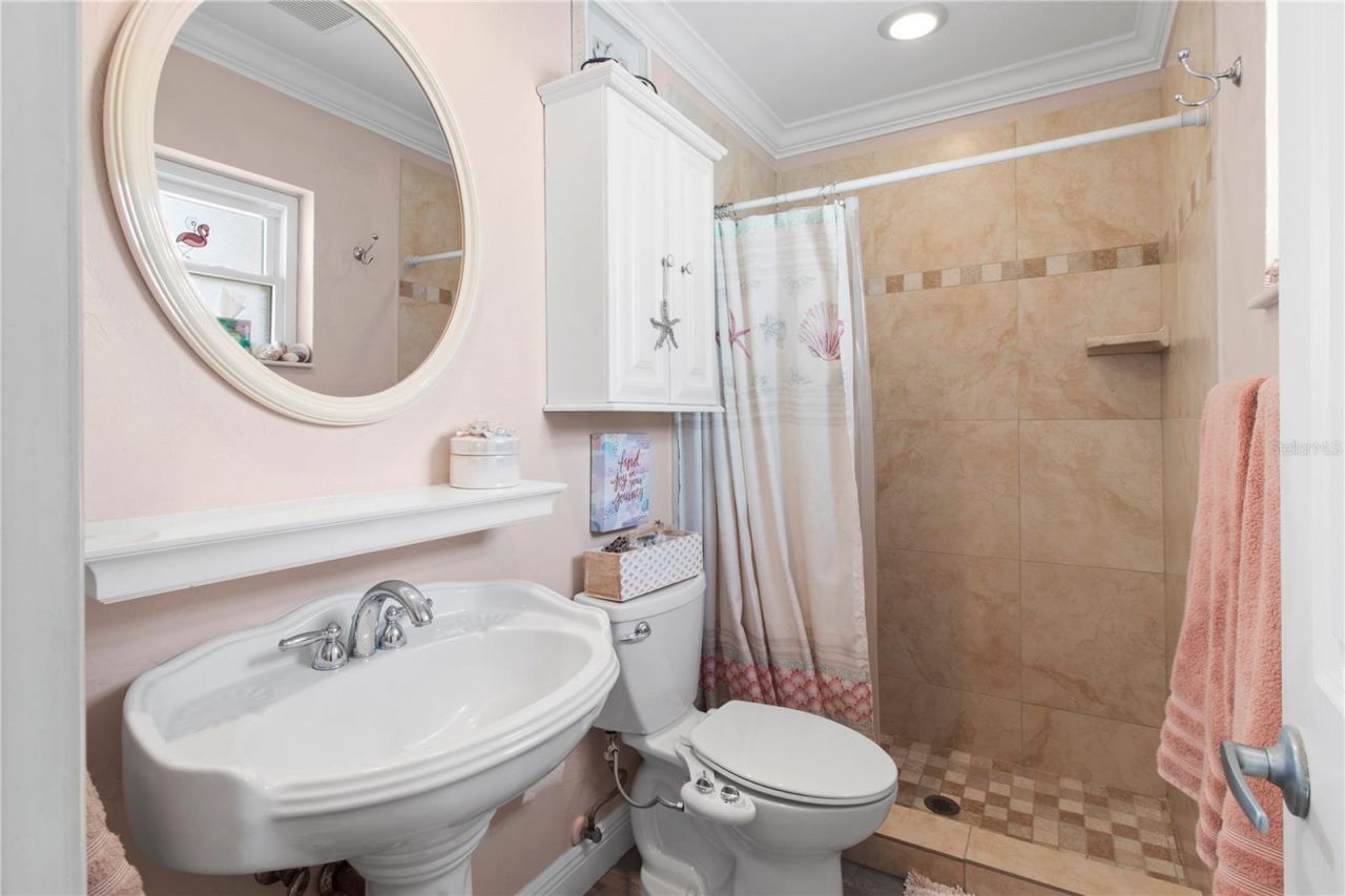 3326 Bougainvillea Street , Sarasota, FL 34239 Photo