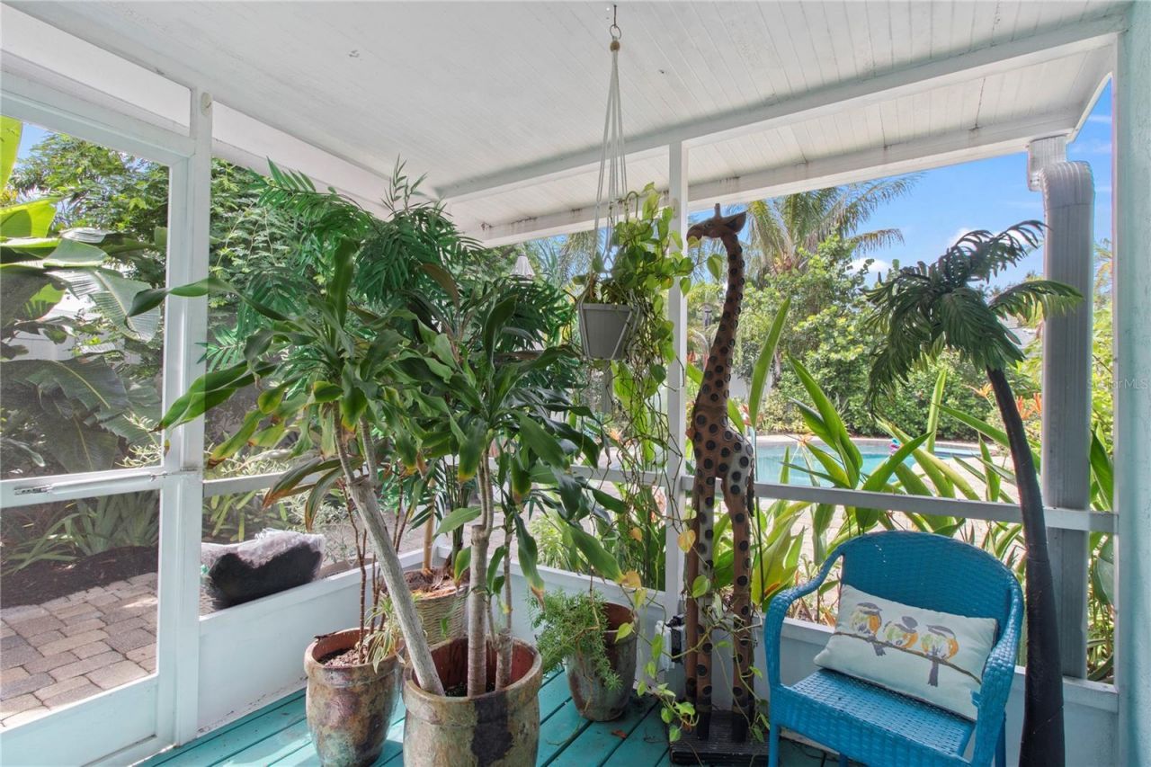3326 Bougainvillea Street , Sarasota, FL 34239 Photo