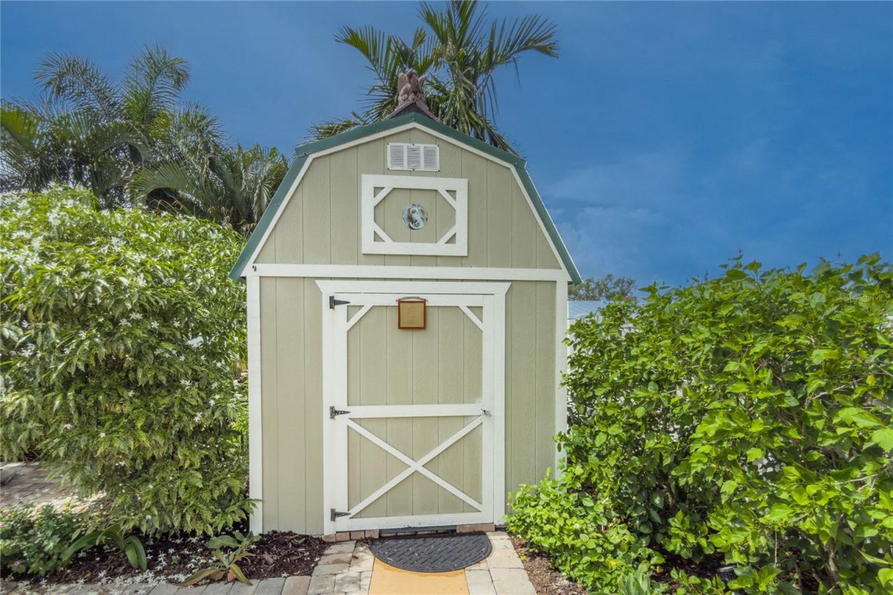 3326 Bougainvillea Street , Sarasota, FL 34239 Photo