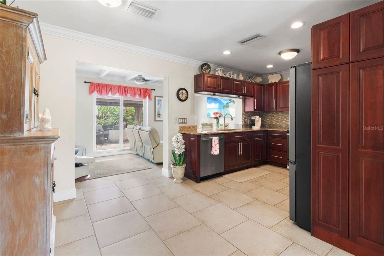 3326 Bougainvillea Street , Sarasota, FL 34239 Photo