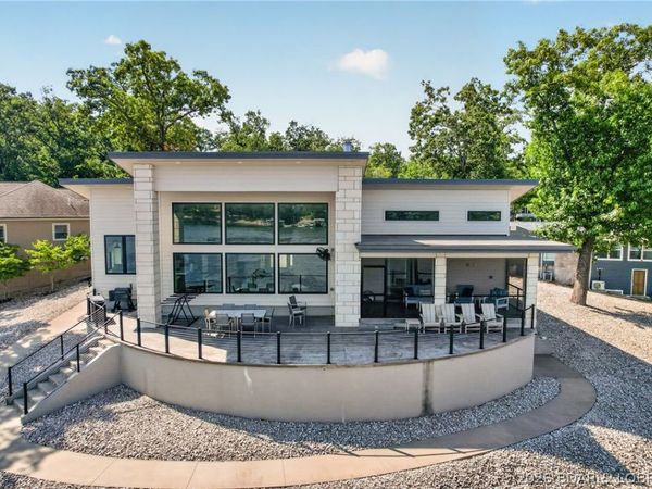 33166 Lakeview Drive, Sunrise Beach, MO 65079