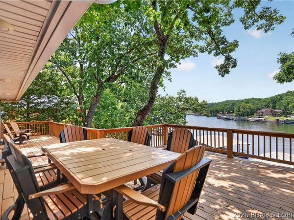 321 Conquistador Drive, Camdenton, MO 65020