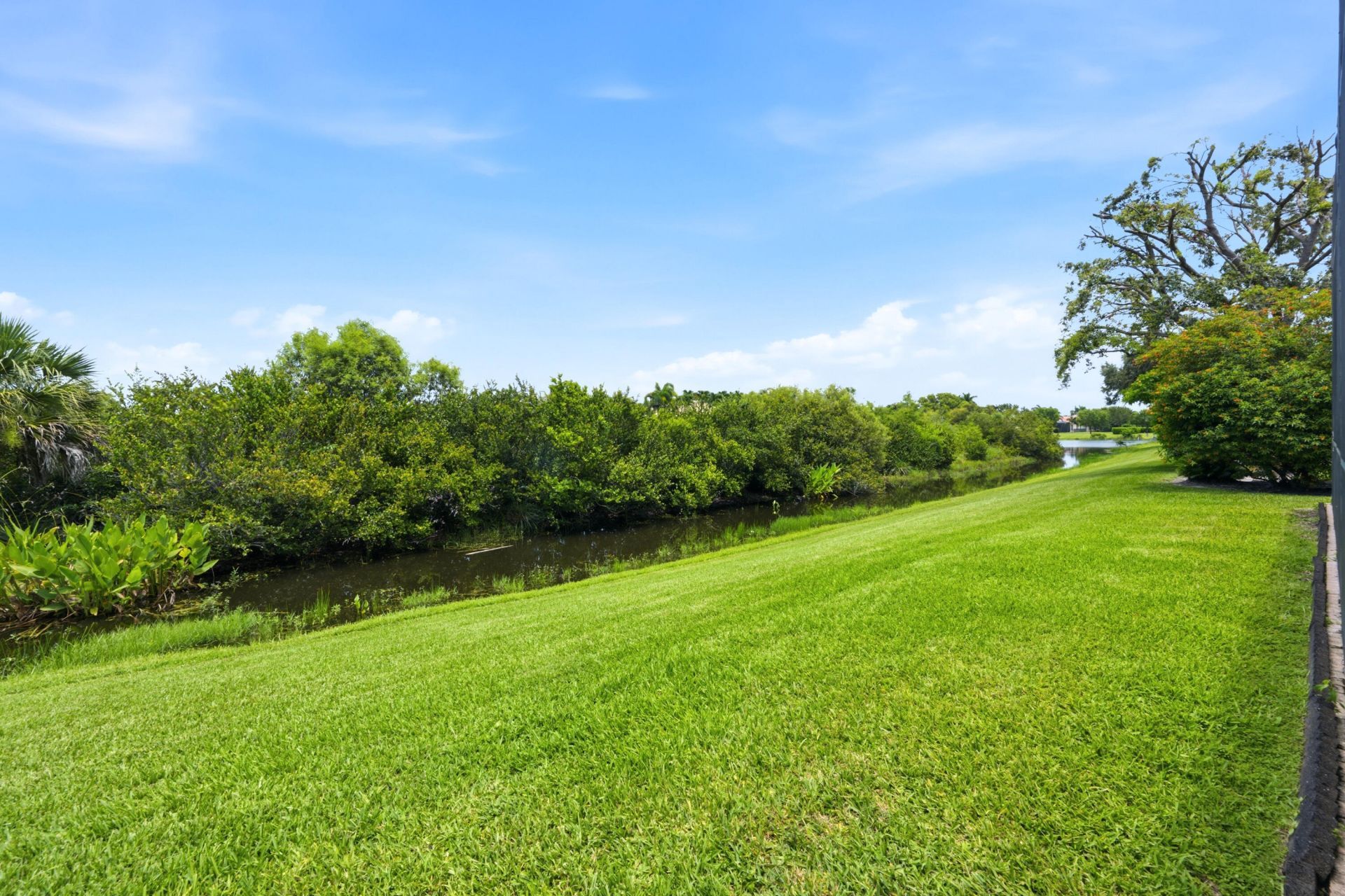 9857 Via Grande W, Wellington, FL 33411 Photo