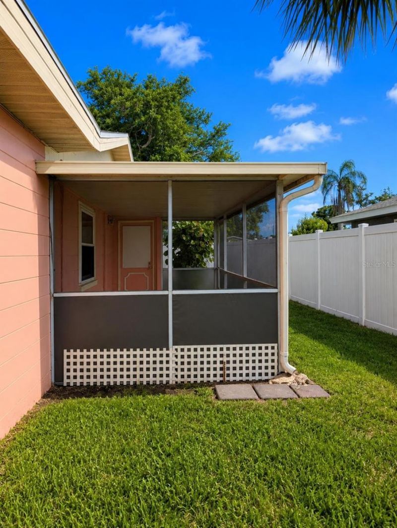 733 Laurel Avenue , Venice, FL 34285 Photo