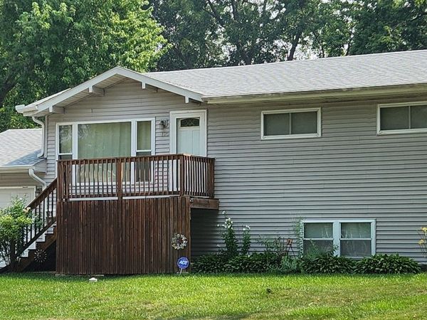 Streamwood, IL 60107