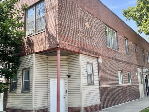 3741 W Le Moyne Street , Chicago, IL 60651