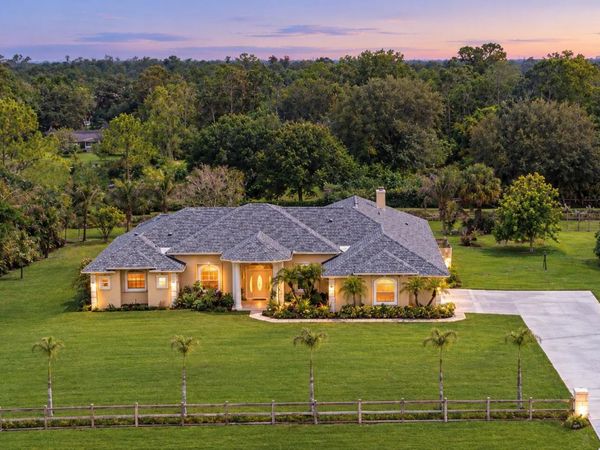 13882 43rd Road N, Royal Palm Beach, FL 33411