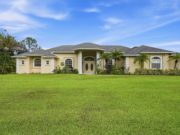 13882 43rd Road N, Royal Palm Beach, FL 33411