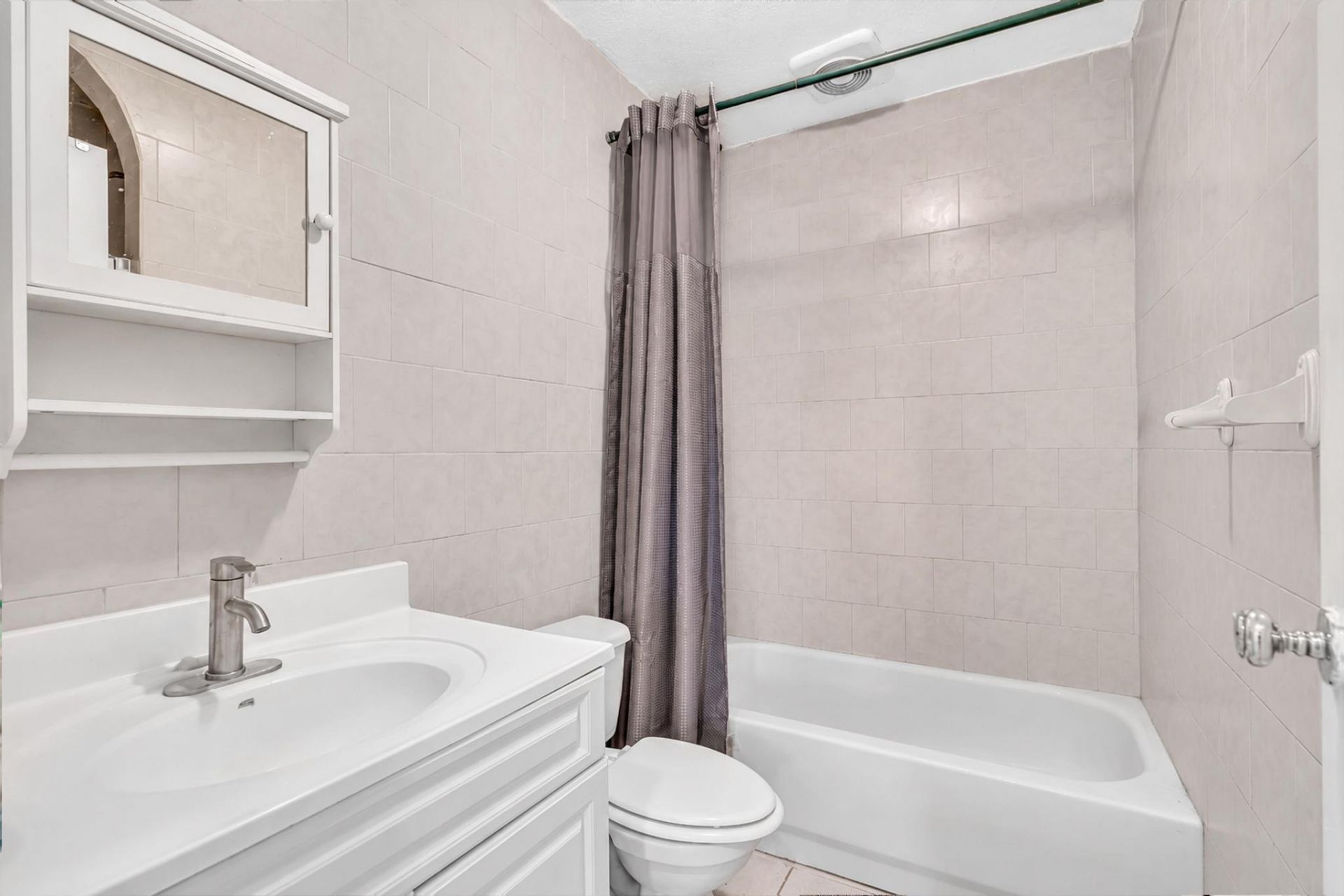 2131 Acapulco Drive, Miramar, FL 33023 Photo