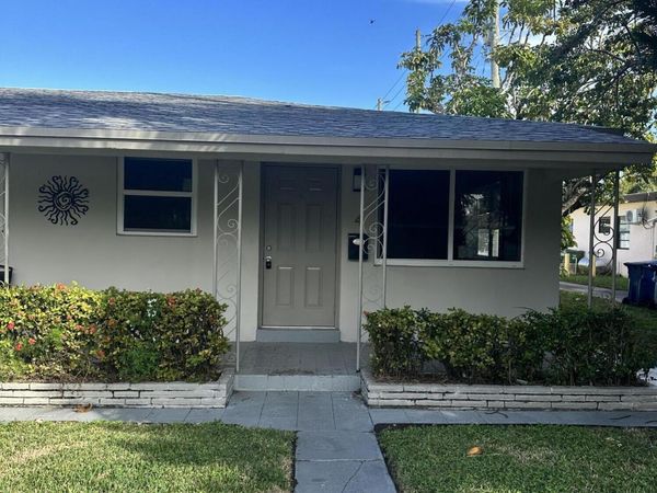 800 MOFFETT Street, Unit 3, Hallandale Beach, FL 33009
