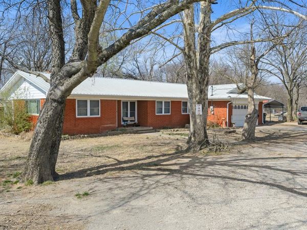 9482 Daves Drive, Davis, OK 73030