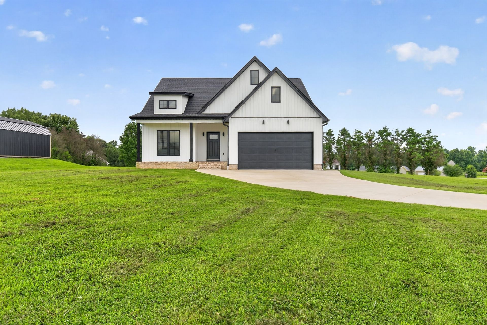 28 Harding Rd , Leoma, TN 38468 Main Photo