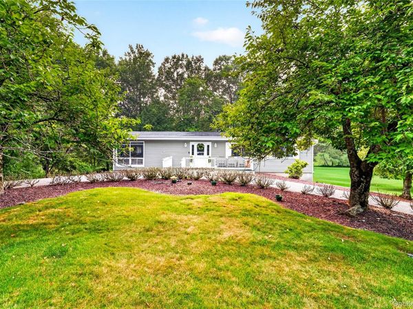 105 Robinhood Lane , West Nyack, NY 10994