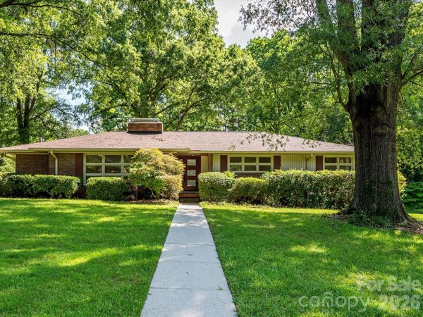 688 Grandview Drive NE, Concord, NC 28025