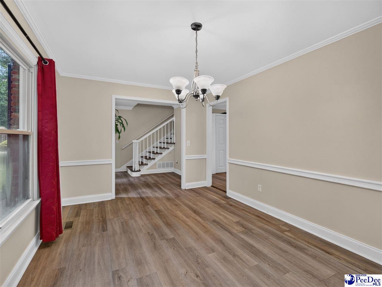 1092 Greenview Dr Photo 13