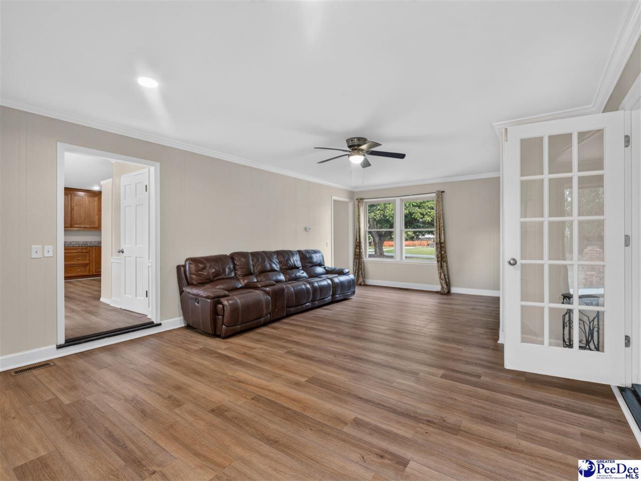 1092 Greenview Dr Photo 23