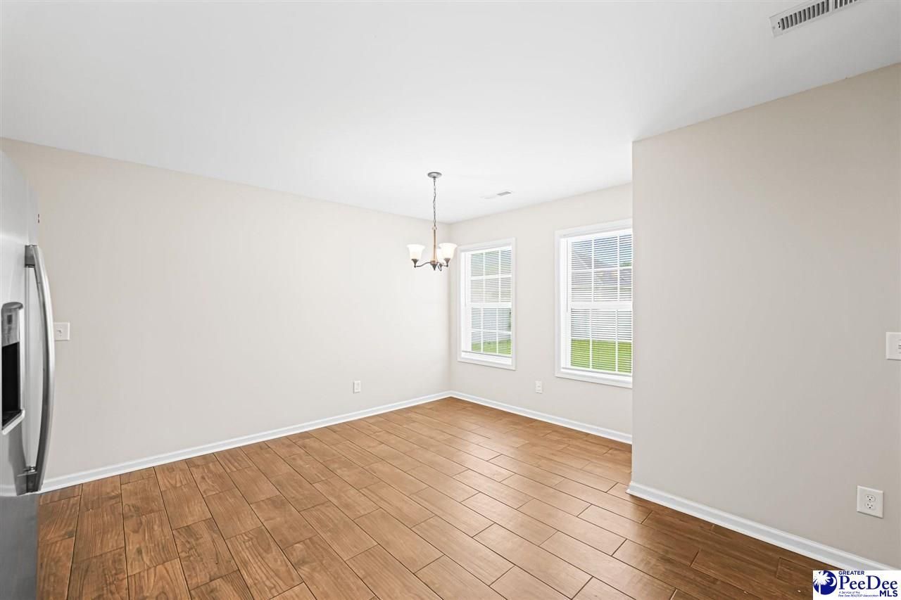 297 Green Acres Road Photo 11