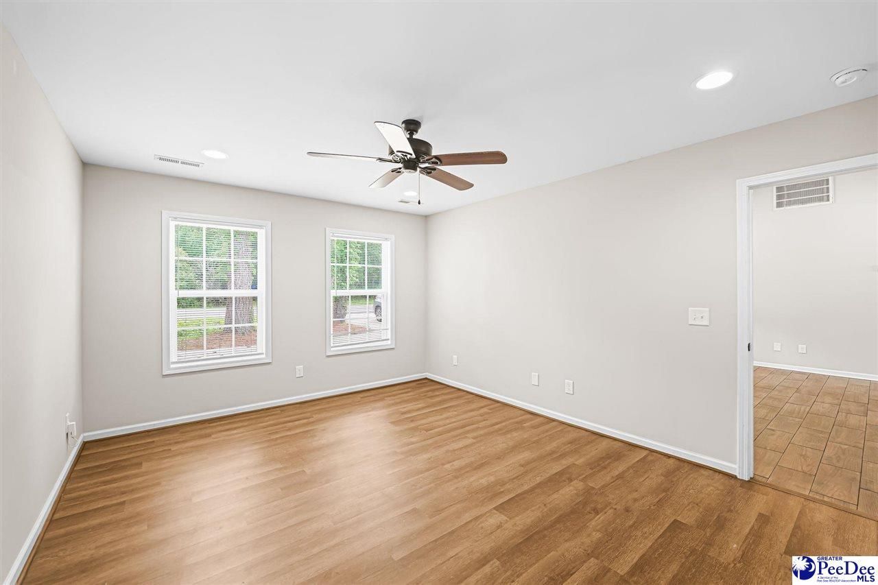 297 Green Acres Road Photo 14