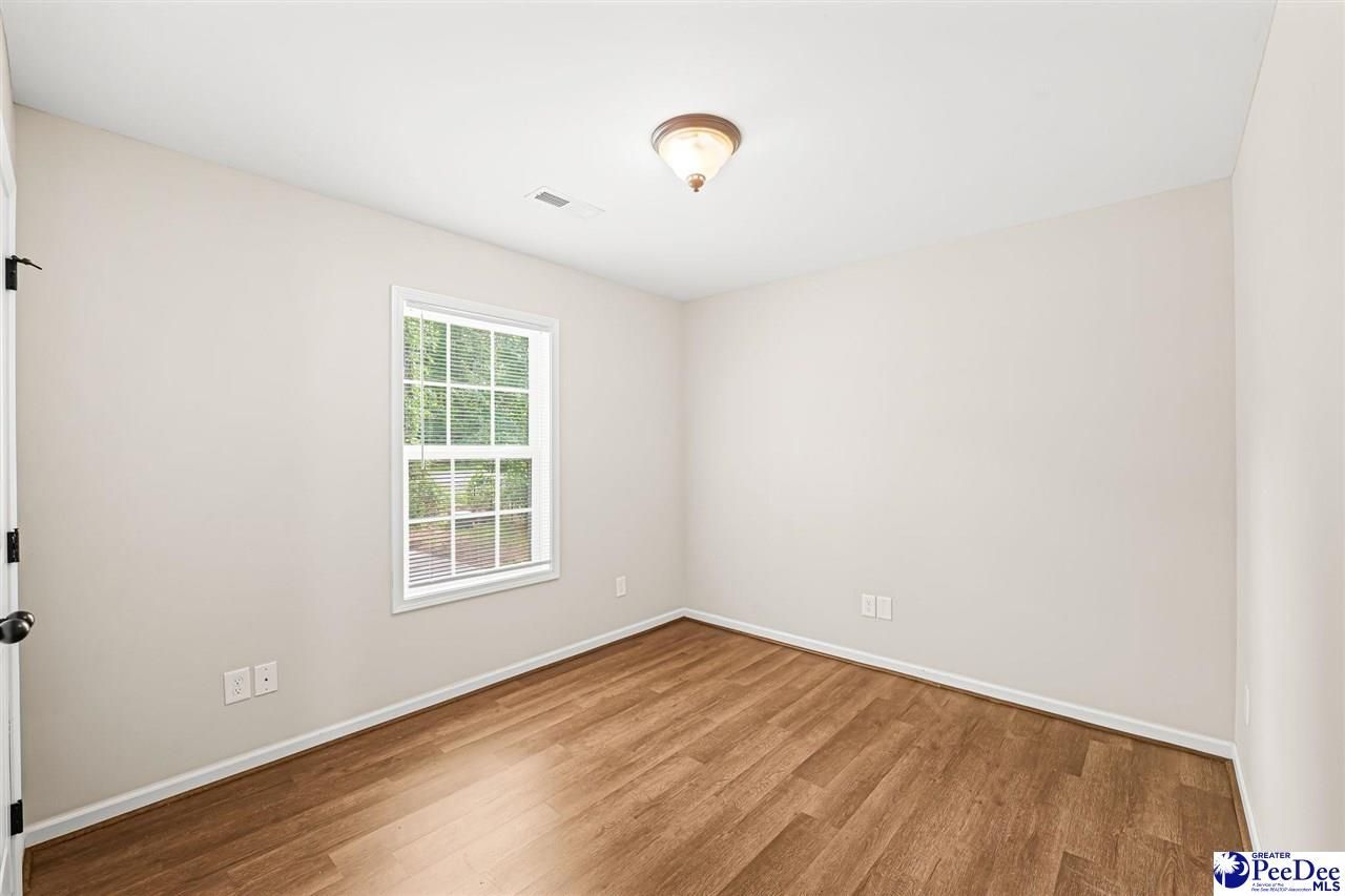 297 Green Acres Road Photo 17