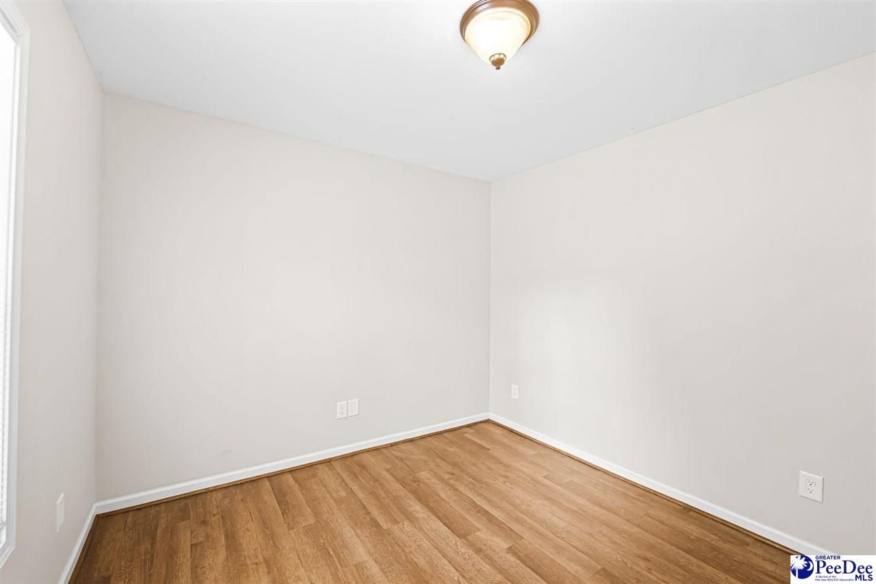 297 Green Acres Road Photo 18