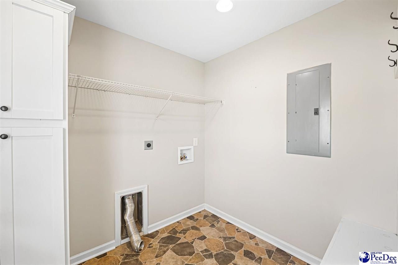 297 Green Acres Road Photo 24