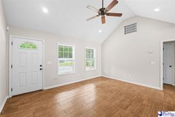 297 Green Acres Road photo 4