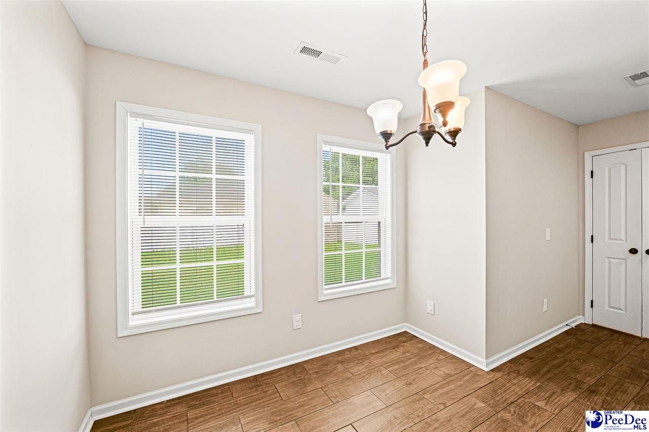 297 Green Acres Road Photo 6