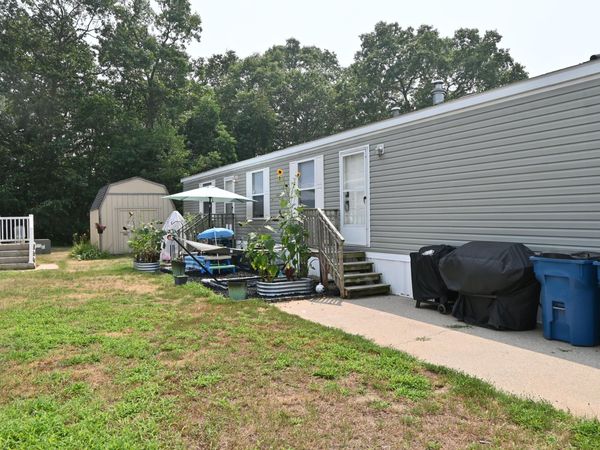 1463 Kenora Street, Norton Shores, MI 49444