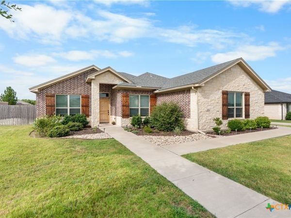 109 Inwood Drive , Gatesville, TX 76528