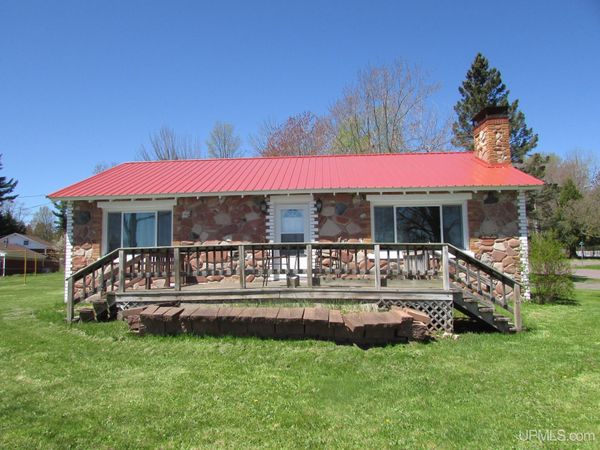 204 S Fifth Street, Baraga, MI 49908