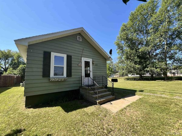 529 Henford Avenue, Kingsford, MI 49802