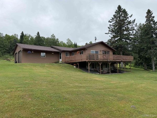 N9896 River Street, Bessemer Twp, MI 49959