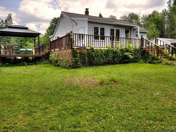 E2794 Lake Road, Ironwood Twp, MI 49938