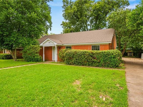 704 TEXAS Avenue, Alexandria, LA 71301