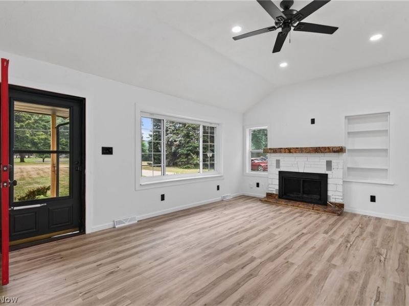 6199 Reynolds Road, Mentor, OH 44060 Photo 2
