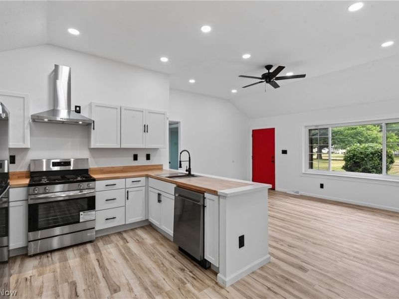 6199 Reynolds Road, Mentor, OH 44060 Photo 6