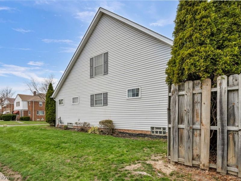 177 E 192nd Street , Euclid, OH 44119 Photo 45
