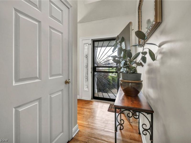 177 E 192nd Street , Euclid, OH 44119 Photo 8