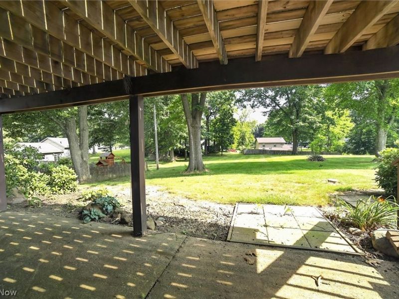 673 Knollwood Drive, Green, OH 44685 Photo 30