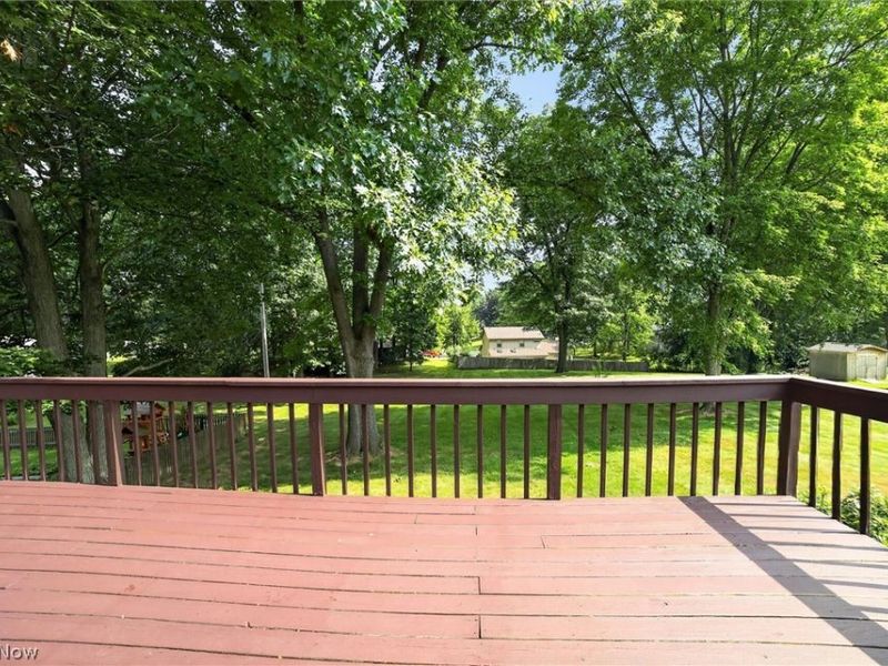 673 Knollwood Drive, Green, OH 44685 Photo 32