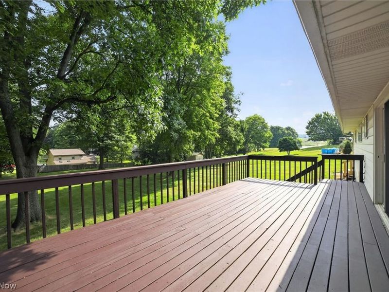 673 Knollwood Drive, Green, OH 44685 Photo 33