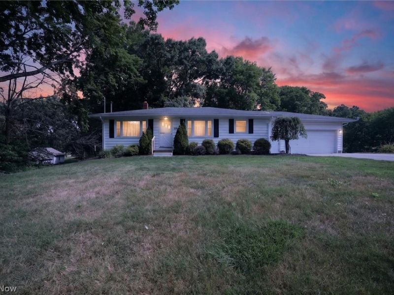 673 Knollwood Drive, Green, OH 44685 Photo 36