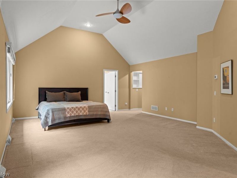 125 Orange Tree Drive, Orange, OH 44022 Photo 21
