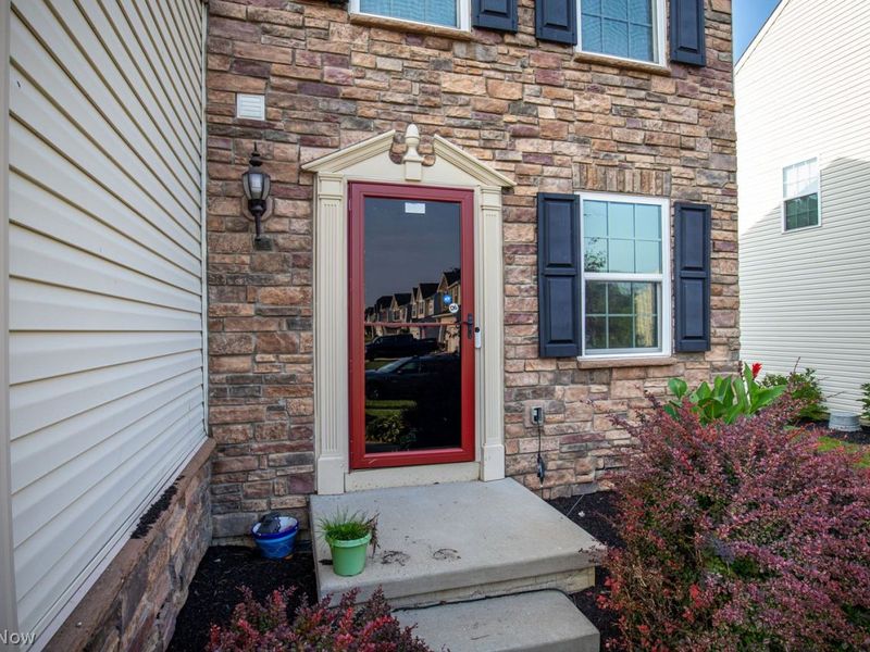 9635 Emerald Hill Street NW, Canal Fulton, OH 44614 Photo 4