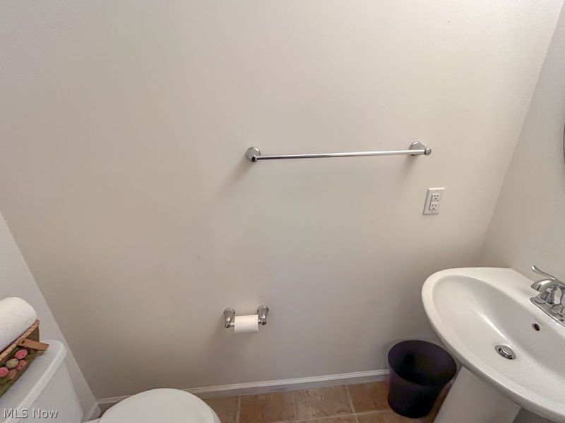 9635 Emerald Hill Street NW, Canal Fulton, OH 44614 Photo 9