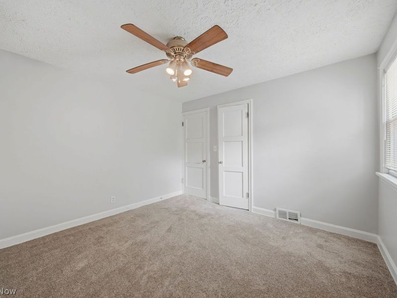 427 Valleyview Avenue NW, Canton, OH 44708 Photo 17