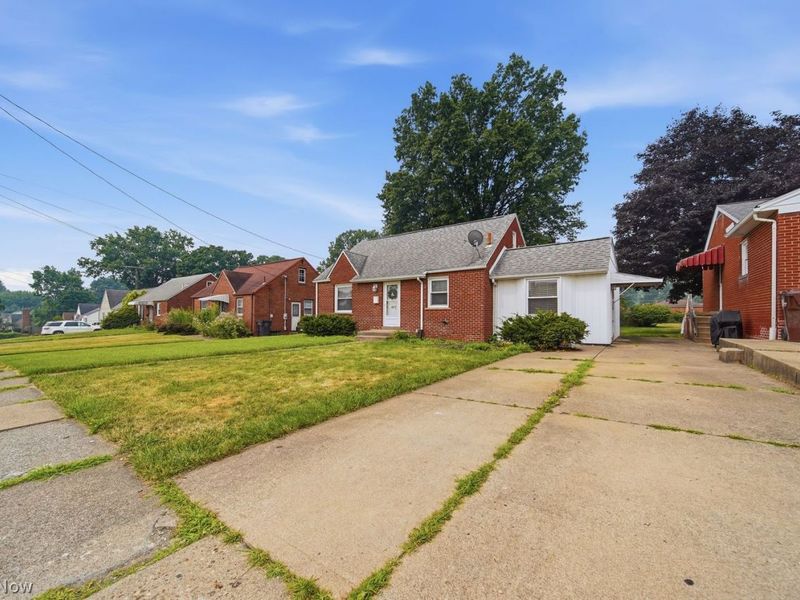 427 Valleyview Avenue NW, Canton, OH 44708 Photo 25