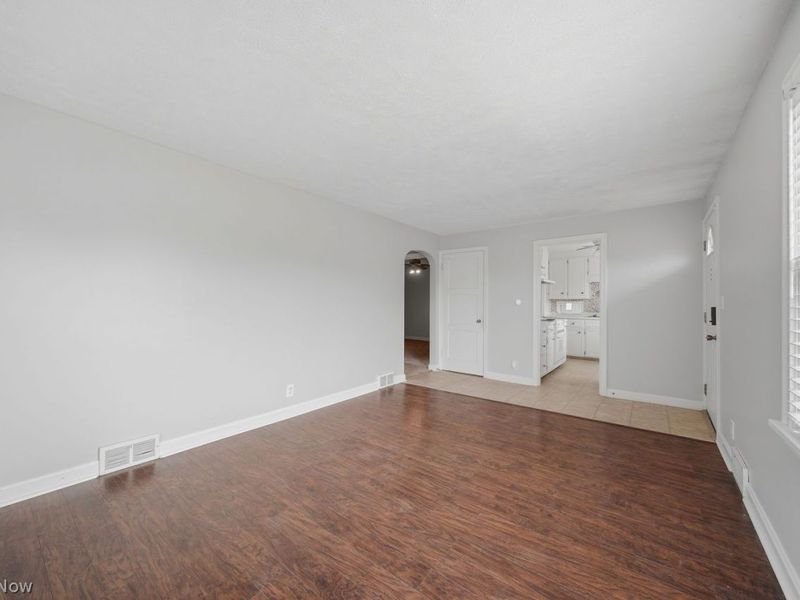 427 Valleyview Avenue NW, Canton, OH 44708 Photo 6