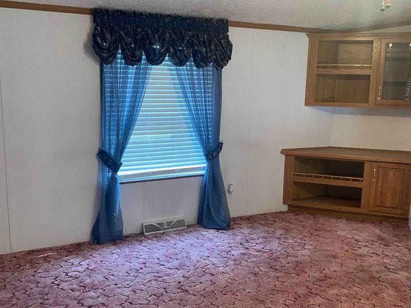 260 Westwoods, Amherst, OH 44001 Photo 11