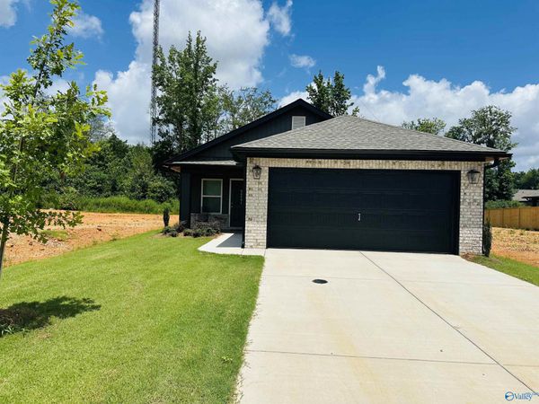 28091 Devvenshire Drive, Harvest, AL 35749